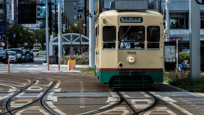 楽天マガジンは「るるぶ富山」や「ことりっぷ富山」などの旅行ガイドブックを読むことができます