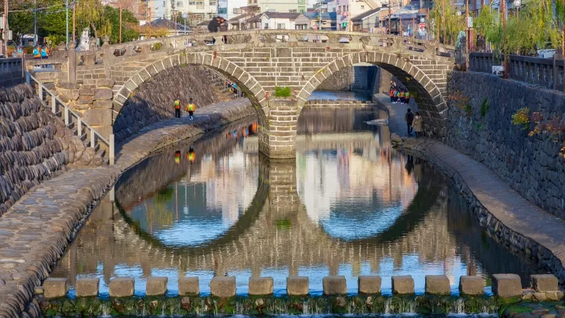 楽天マガジンは「ことりっぷ 長崎」や「まっぷる長崎」などの旅行ガイドブックを読むことができます